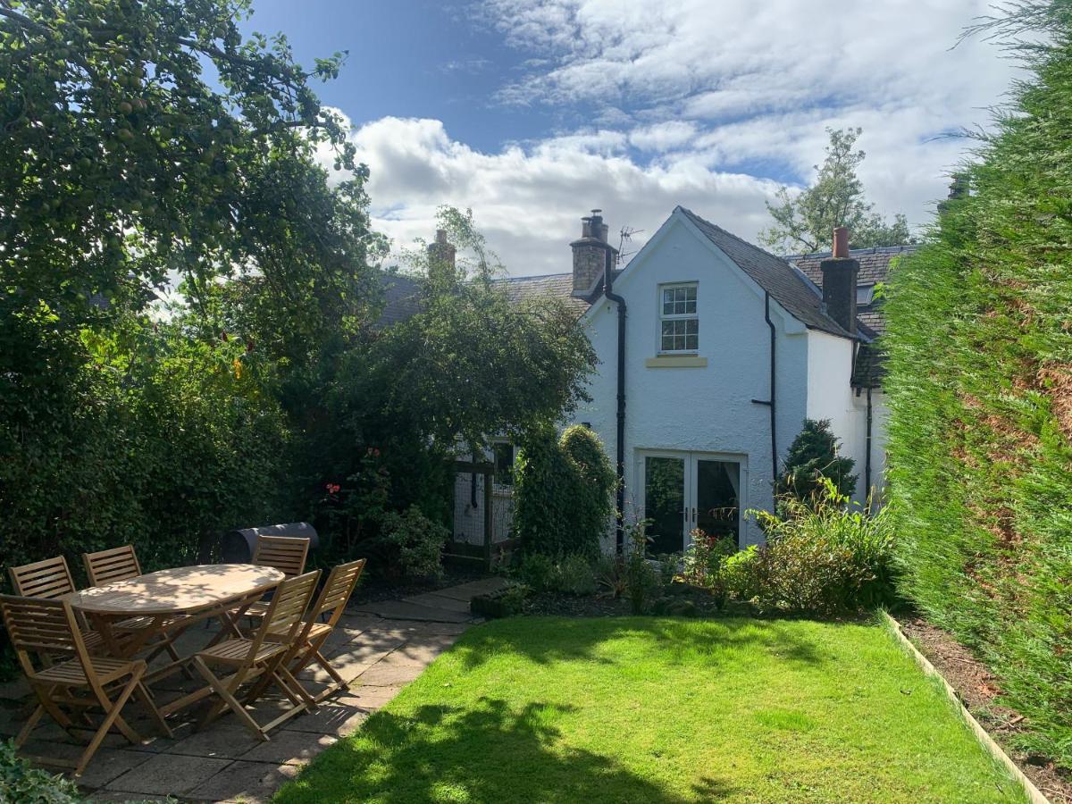 Herb Wood Cottage Hawick Exterior photo